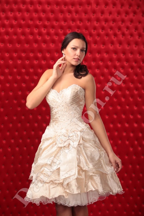 Свадебные платья Модель U 129